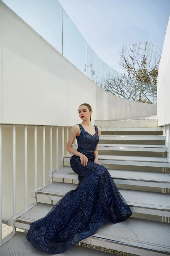 J19012 - Sequel atire