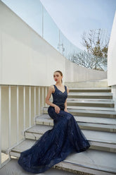 J19012 - Sequel atire